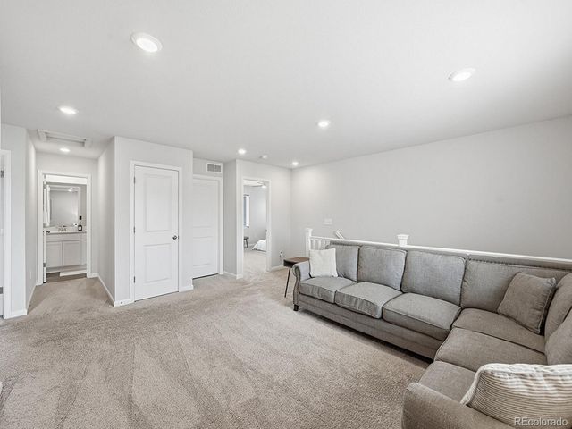 10077 Quari Street, Commerce City, CO 80022