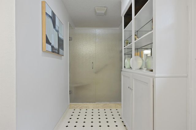 7207 Mesa DR, Austin, TX 78731