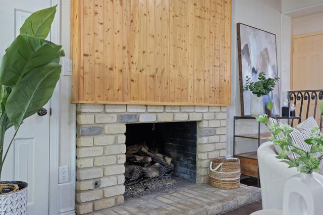 7207 Mesa DR, Austin, TX 78731