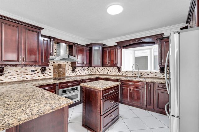 201 SW 51st Ct 1, Miami, FL 33134