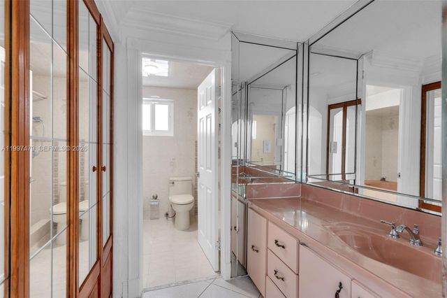 201 SW 51st Ct 1, Miami, FL 33134