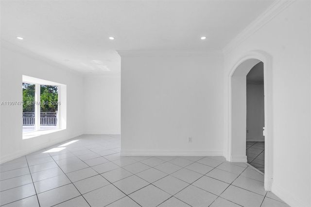 201 SW 51st Ct 1, Miami, FL 33134