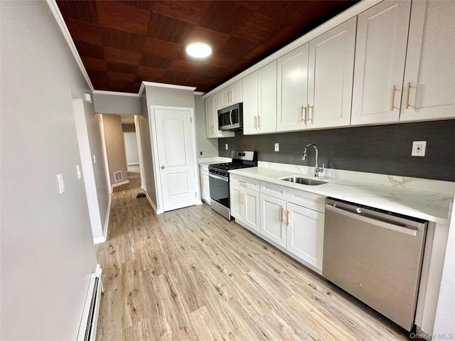 213-49 39th Avenue 2, Bayside, NY 11361