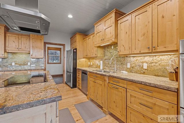 3656 Fishermans Drive, Ashton, ID 83420