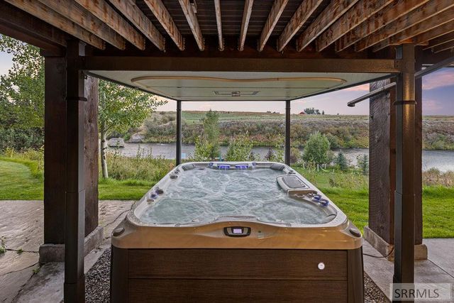 3656 Fishermans Drive, Ashton, ID 83420