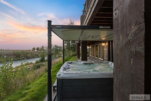 3656 Fishermans Drive, Ashton, ID 83420