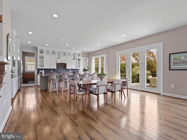 25970 LIQUIDAMBAR LN, Aldie, VA 20105