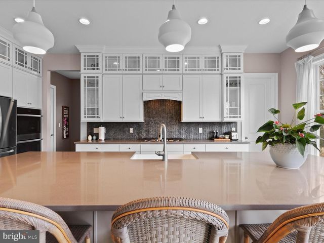 25970 LIQUIDAMBAR LN, Aldie, VA 20105