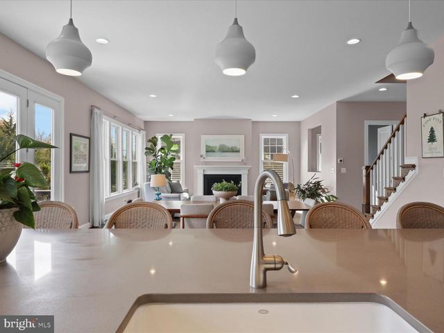 25970 LIQUIDAMBAR LN, Aldie, VA 20105