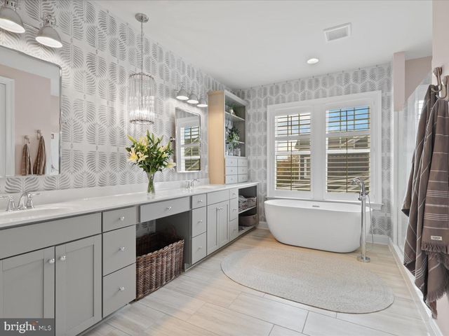 25970 LIQUIDAMBAR LN, Aldie, VA 20105
