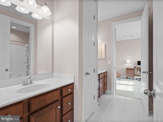 25970 LIQUIDAMBAR LN, Aldie, VA 20105
