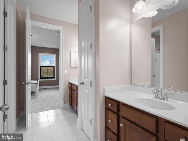 25970 LIQUIDAMBAR LN, Aldie, VA 20105