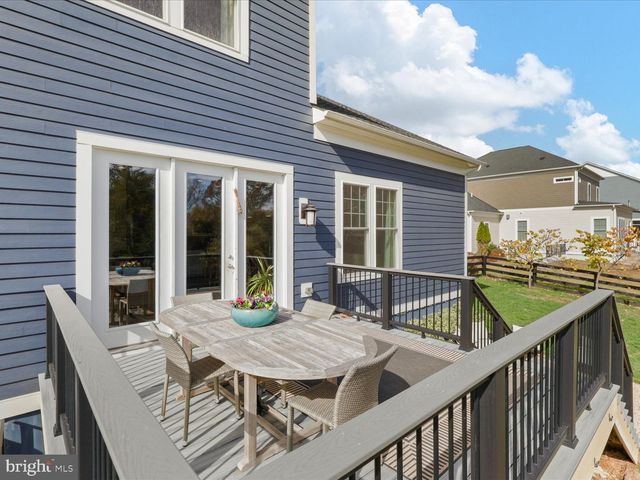 25970 LIQUIDAMBAR LN, Aldie, VA 20105