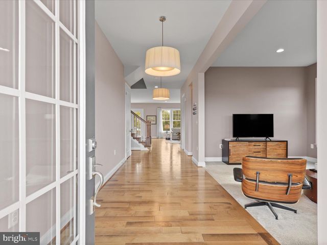 25970 LIQUIDAMBAR LN, Aldie, VA 20105