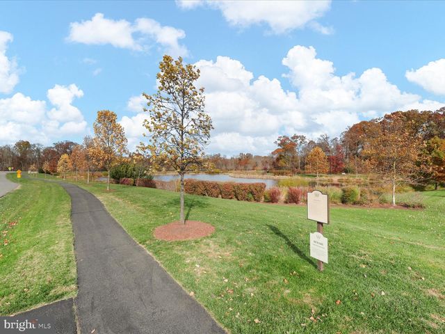 25970 LIQUIDAMBAR LN, Aldie, VA 20105
