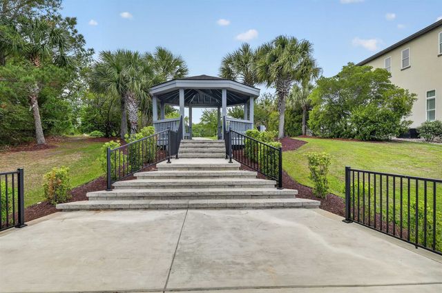 986 Shipmaster Ave., Myrtle Beach, SC 29579