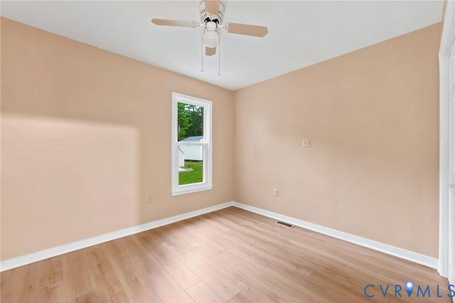 14206 River Rd, Chesterfield, VA 23838
