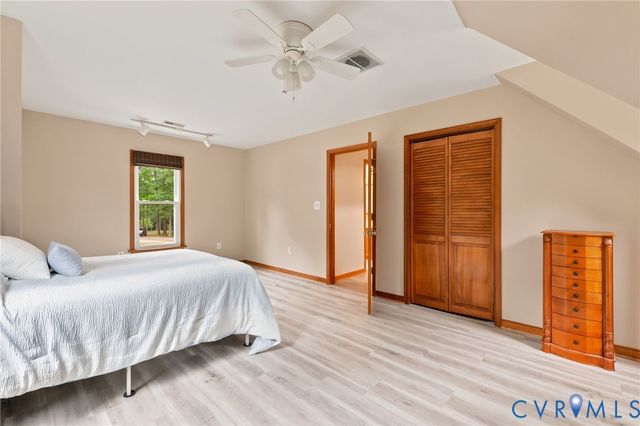 14206 River Rd, Chesterfield, VA 23838