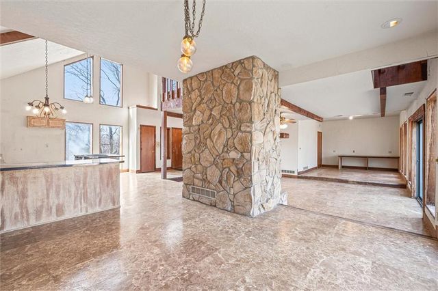 14912 NW 72nd Street, Kansas City, MO 64152