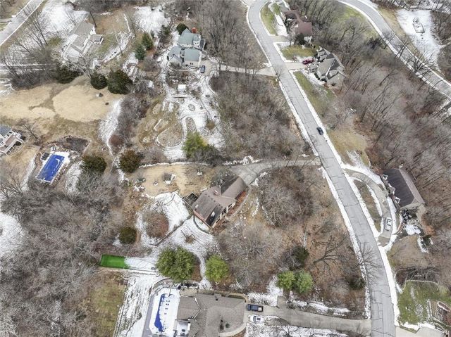 14912 NW 72nd Street, Kansas City, MO 64152