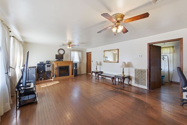 1001 Highland Dr, Greenbrier, TN 37073