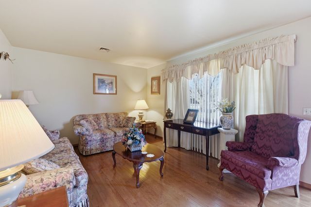 1001 Highland Dr, Greenbrier, TN 37073