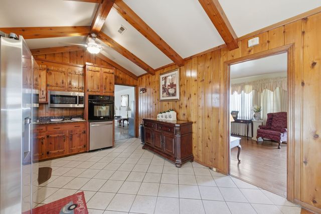 1001 Highland Dr, Greenbrier, TN 37073