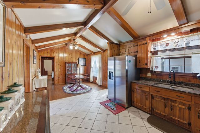 1001 Highland Dr, Greenbrier, TN 37073