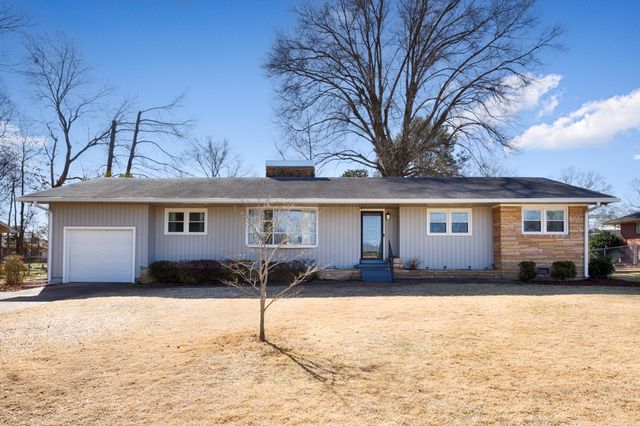 1309 Aston St, Athens, AL 35611