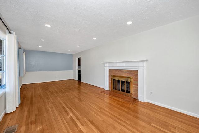 1309 Aston St, Athens, AL 35611