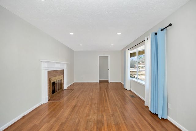 1309 Aston St, Athens, AL 35611