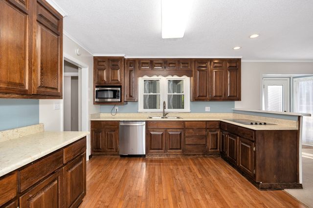 1309 Aston St, Athens, AL 35611