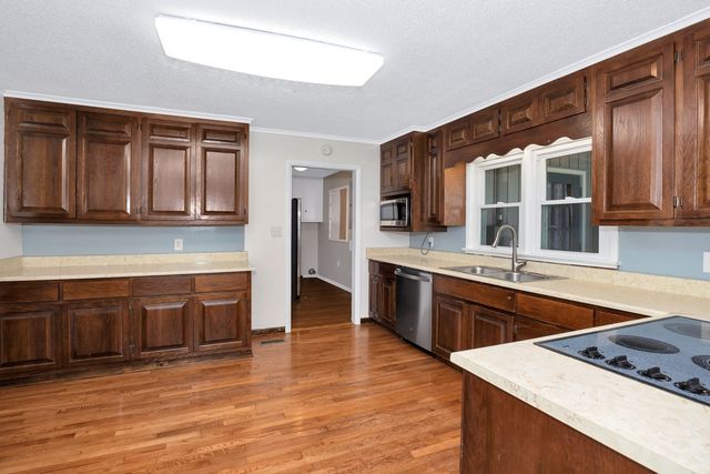 1309 Aston St, Athens, AL 35611