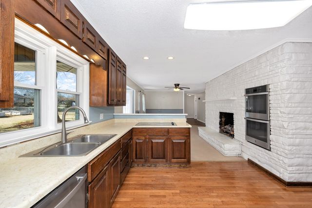 1309 Aston St, Athens, AL 35611