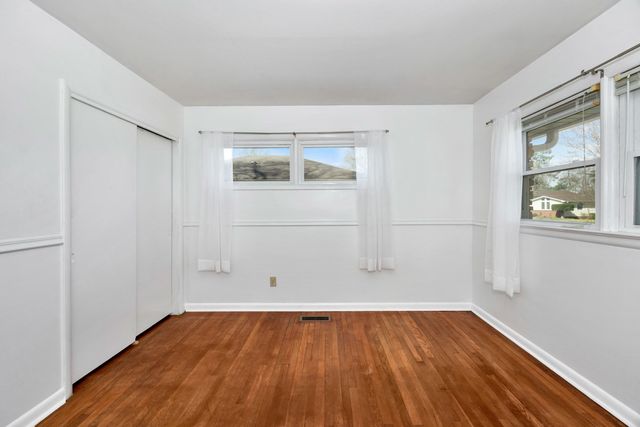 1309 Aston St, Athens, AL 35611