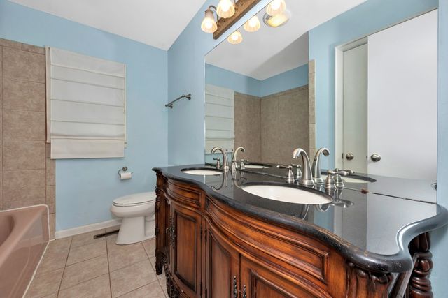 1309 Aston St, Athens, AL 35611