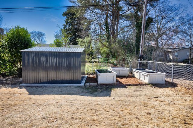 1309 Aston St, Athens, AL 35611