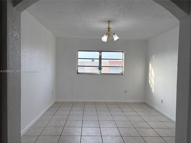 6130 W 19th Avenue 309, Hialeah, FL 33012