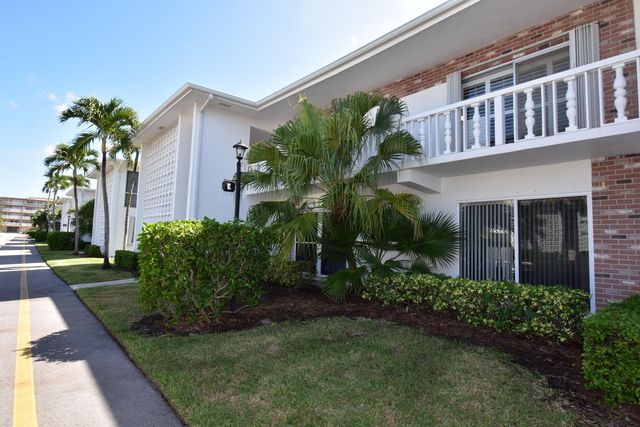 4501 S Ocean Boulevard E5, Lantana, FL 33480