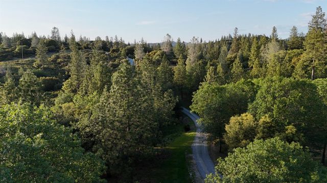 10095 Birchville Rd, Nevada City, CA 95959