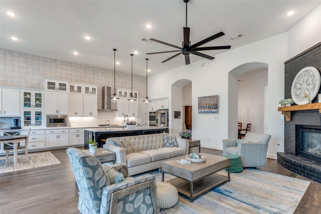 22306 Cape Travis BND, Lago Vista, TX 78645