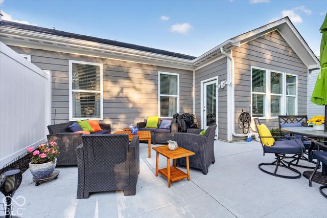 10145 Bolcom Court, Noblesville, IN 46060