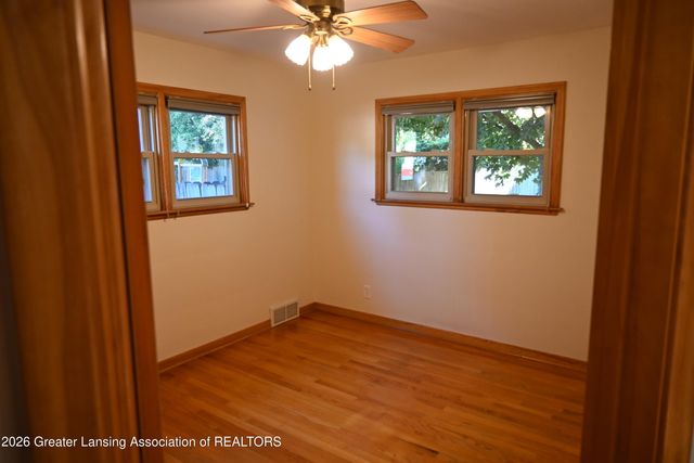 2510 Chatham Road, Lansing, MI 48910