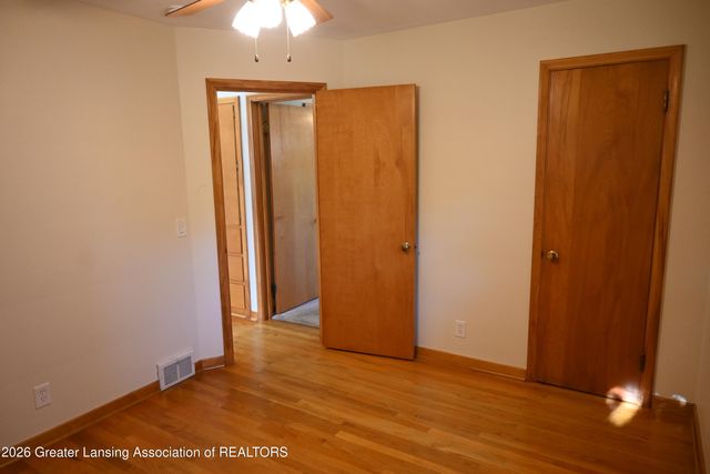 2510 Chatham Road, Lansing, MI 48910