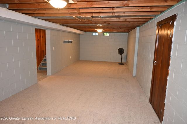 2510 Chatham Road, Lansing, MI 48910
