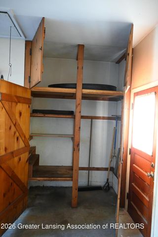 2510 Chatham Road, Lansing, MI 48910