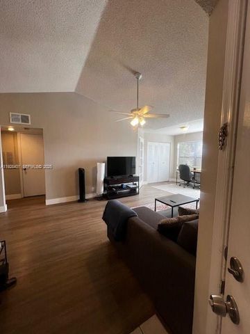 2846 S University Dr 4306, Davie, FL 33328