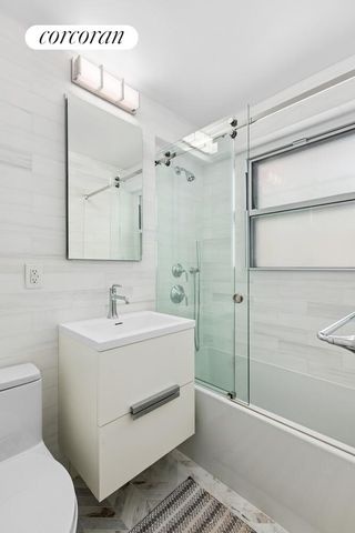 360 E 72ND Street A1406, New York City, NY 10021