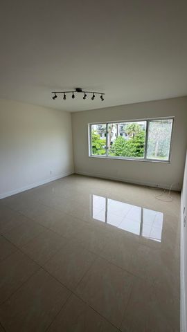 201 SE 6TH Avenue 16, Pompano Beach, FL 33060