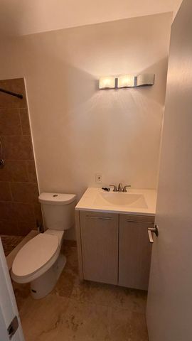 201 SE 6TH Avenue 16, Pompano Beach, FL 33060